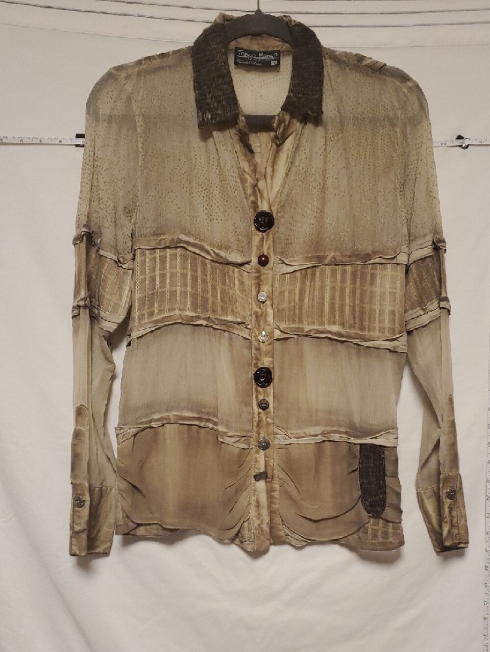Tango Mango Resort Western Boho Blouse W/unique Buttons